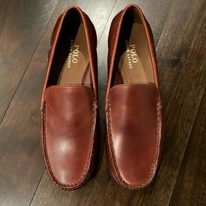 Like new Polo Ralph Lauren men’s loafers 9D
